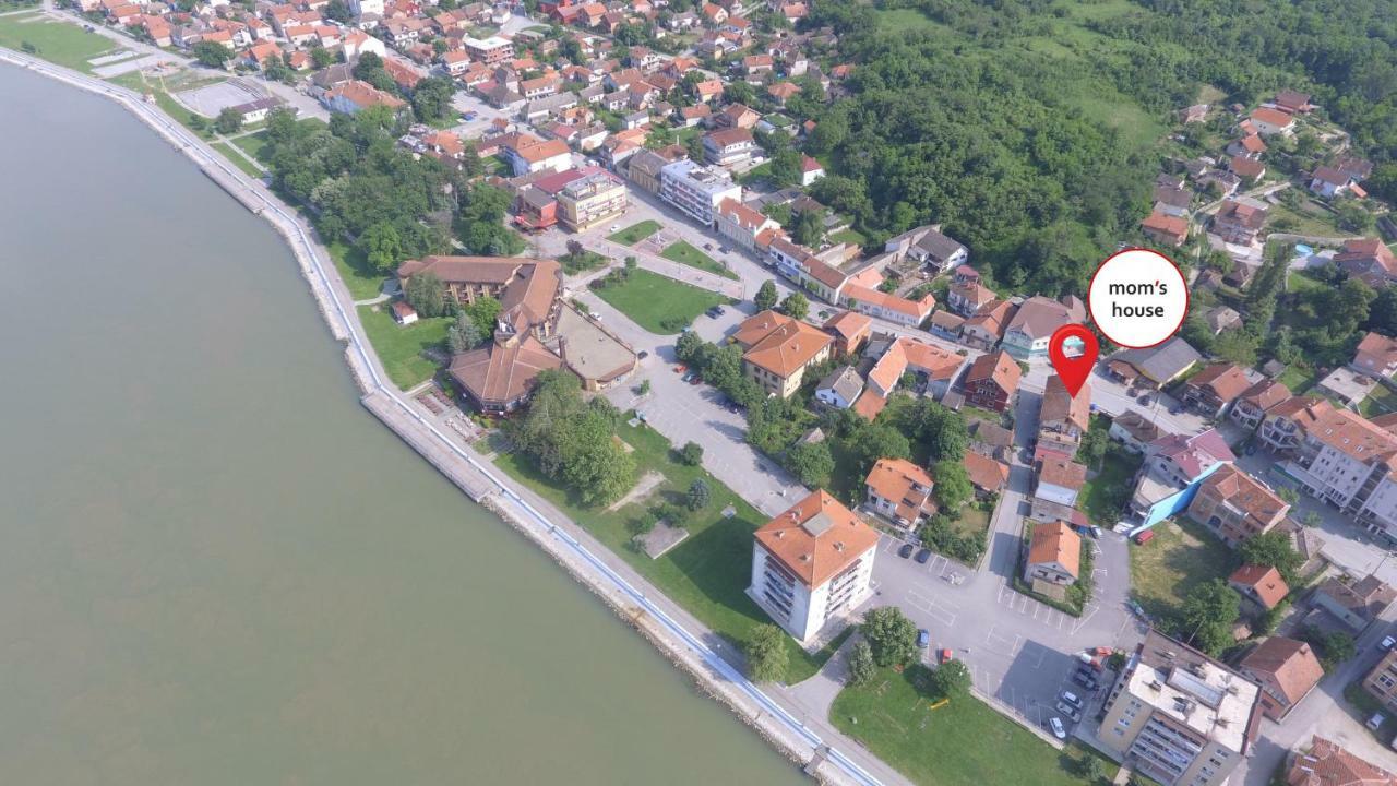 Moms House Hotel Golubac Exterior photo